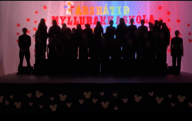 Skemmtileg árshátíð Myllubakkaskóla