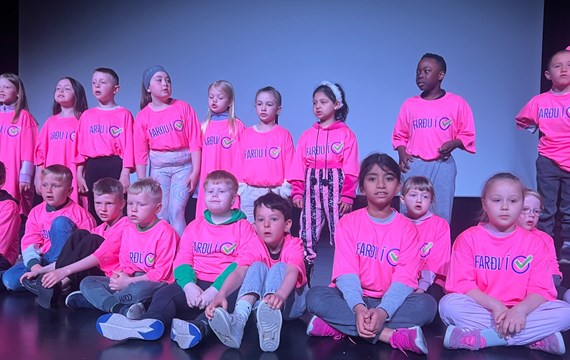 Boðberar kærleikans skinu skært